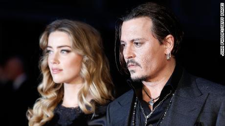 À partir de ' Le journal du rhum' au tribunal : Une chronologie de la relation entre Johnny Depp et Amber Heard’s'